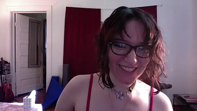 Snapshot of AnnywnBelle chatting on May 2026 10:05:01 PM AnnywnBelle online show from May 2026 10:05:01 PM