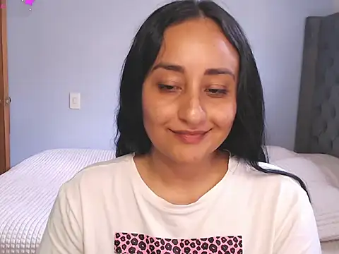 erotic lov online show from June 2026 06:41:01 PM