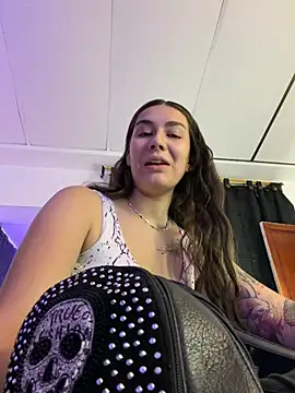Snapshot of Bonnie_Rider chatting on July 2026 11:09:02 PM Bonnie Rider online show from July 2026 11:09:02 PM