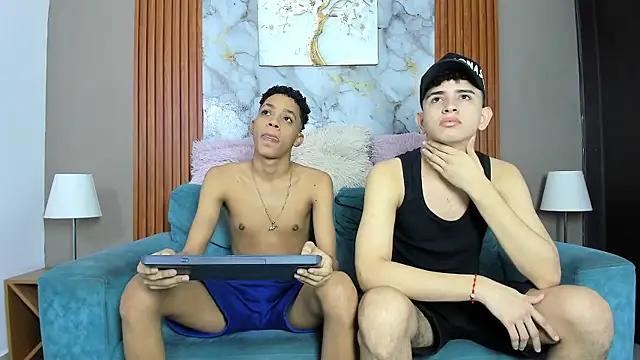 LOVE GUYS1 online show from May 2026 01:27:02 PM