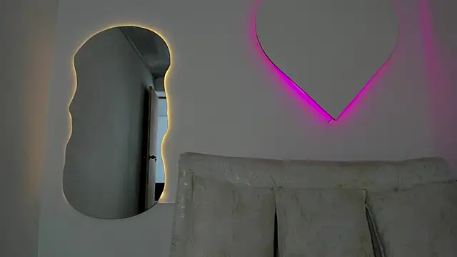 LiaCampbell  online show from July 2026 08:24:02 PM