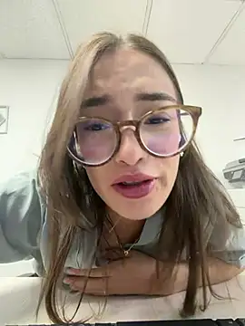 Sweet Milaa1 online show from August 2026 07:50:02 PM