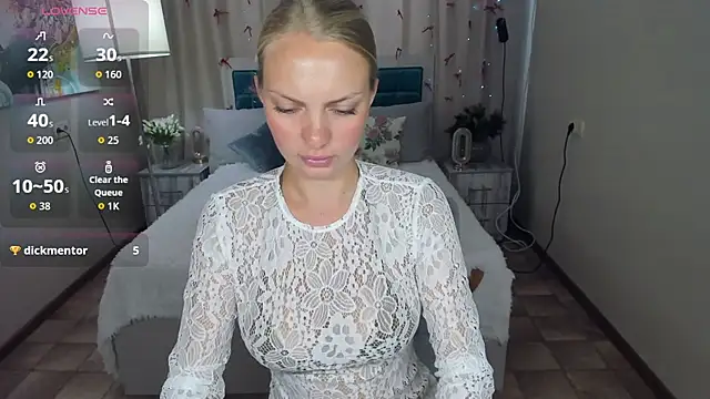 Snapshot of NancyGlamour chatting on July 2026 10:19:01 AM NancyGlamour online show from July 2026 10:19:01 AM