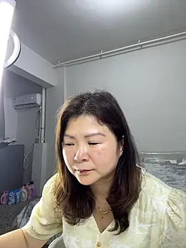 linda51863 online show from June 2026 01:03:01 PM