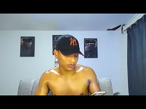 Snapshot of Ian_Arcia chatting on June 2026 11:18:01 PM Ian Arcia online show from June 2026 11:18:01 PM