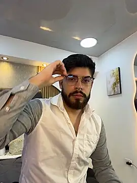 DomBoy  online show from May 2026 09:34:02 PM