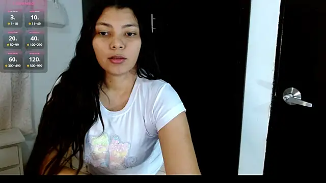 Snapshot of KarlaLoving chatting on May 2026 06:59:01 PM KarlaLoving online show from May 2026 06:59:01 PM