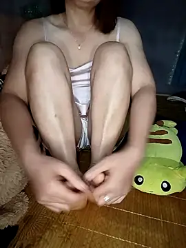 Snapshot of Hazel_Nova chatting on May 2026 04:26:02 PM Hazel Nova online show from May 2026 04:26:02 PM