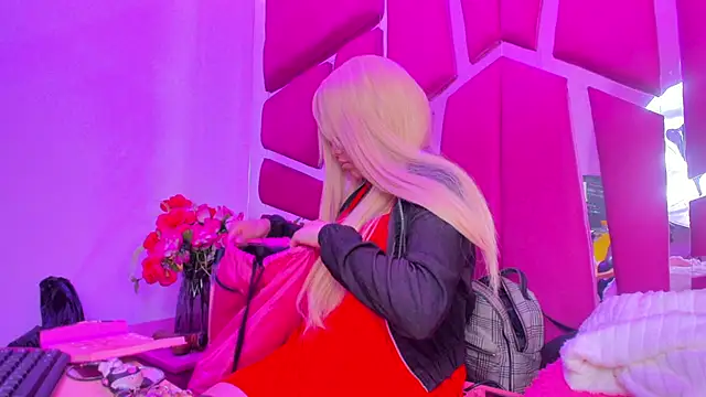 ivyqueen28 online show from June 2026 09:49:01 PM