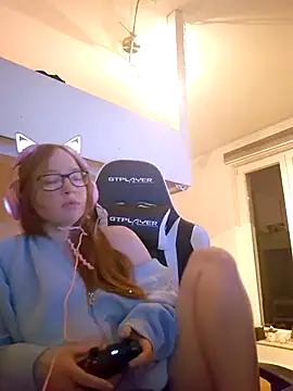 Freaky-Doll online show from June 2026 09:21:02 PM