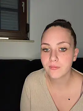 CuteBeaX online show from July 2026 06:43:02 PM