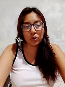 Snapshot of Grace_Moon04 chatting on June 2026 08:39:01 AM Grace Moon04 online show from June 2026 08:39:01 AM