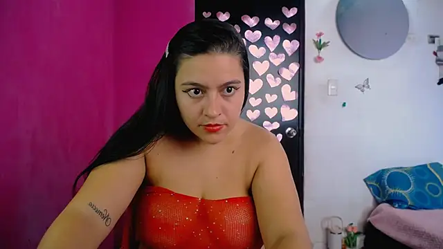 Snapshot of Kiara_tits chatting on May 2026 03:07:02 PM Kiara tits online show from May 2026 03:07:02 PM