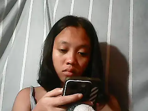Snapshot of Yours_AsianPinayGirl18 chatting on June 2026 10:27:02 PM Yours AsianPinayGirl18 online show from June 2026 10:27:02 PM