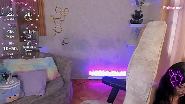 mia smoke  online show from May 2026 02:56:02 PM