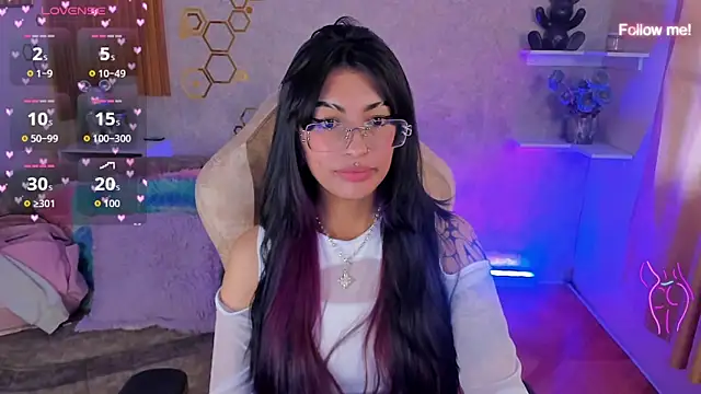 mia smoke  online show from June 2026 04:50:02 PM