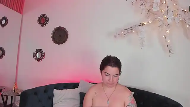 AngeliqueBoyer   online show from July 2026 07:23:02 AM