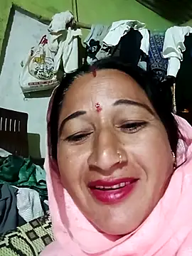 Snapshot of Haliya8 chatting on May 2026 11:24:01 PM Haliya8 online show from May 2026 11:24:01 PM