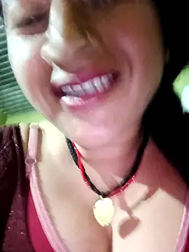 Snapshot of Haliya8 chatting on May 2026 05:07:02 PM Haliya8 online show from May 2026 05:07:02 PM