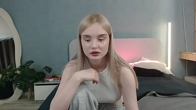 Snapshot of Angel_Share chatting on May 2026 12:52:01 AM Angel Share online show from May 2026 12:52:01 AM