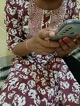 Snapshot of Seema_yadav01 chatting on June 2026 05:10:02 AM Seema yadav01 online show from June 2026 05:10:02 AM