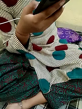 Snapshot of Seema_yadav01 chatting on July 2026 05:10:02 AM Seema yadav01 online show from July 2026 05:10:02 AM