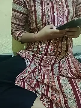 Snapshot of Seema_yadav01 chatting on July 2026 05:21:01 AM Seema yadav01 online show from July 2026 05:21:01 AM