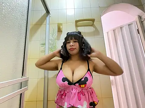 luna silk  online show from May 2026 06:56:02 PM