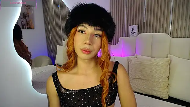 Khloe Dangel online show from May 2026 04:52:01 AM
