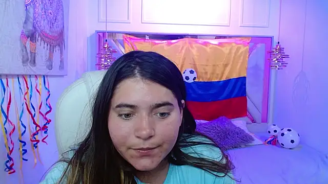 Snapshot of Laurha_ chatting on July 2026 07:35:02 PM Laurha online show from July 2026 07:35:02 PM