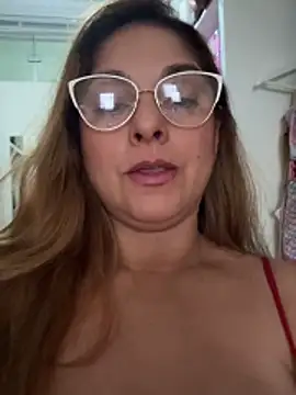 Snapshot of Mariiii_morena chatting on May 2026 11:04:01 AM Mariiii morena online show from May 2026 11:04:01 AM