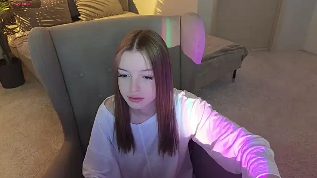 Snapshot of Eva_Th0mpson chatting on July 2026 01:11:01 AM Eva Th0mpson online show from July 2026 01:11:01 AM
