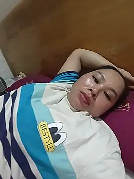 Snapshot of Banana-zz chatting on June 2026 05:45:02 AM Banana-zz online show from June 2026 05:45:02 AM