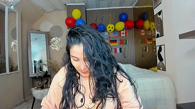 BBWLuxuryMuse online show from June 2026 12:08:01 PM