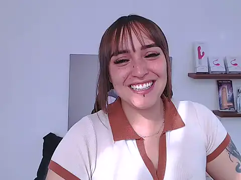 Snapshot of anyela_bubble18 chatting on May 2026 09:10:02 PM anyela bubble18 online show from May 2026 09:10:02 PM