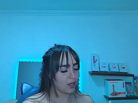 Snapshot of anyela_bubble18 chatting on June 2026 12:32:02 AM anyela bubble18 online show from June 2026 12:32:02 AM