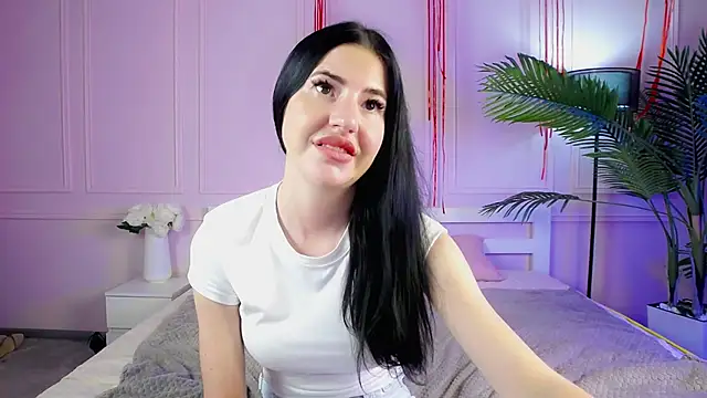 Snapshot of Emily_xoo chatting on June 2026 01:28:02 AM Emily xoo online show from June 2026 01:28:02 AM
