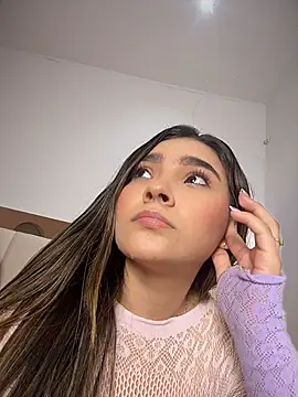 Mia Rodriguezz  online show from June 2026 03:42:02 AM