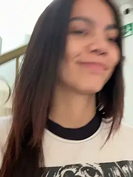 VeroJenkins  online show from May 2026 01:53:01 PM