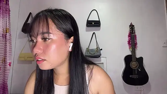 PeggieUrteaga online show from May 2026 03:09:02 PM