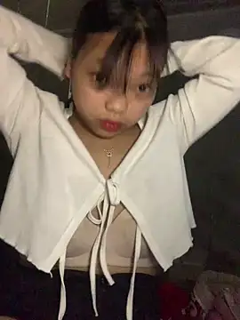 Snapshot of Cham-py chatting on May 2026 01:02:02 AM Cham-py online show from May 2026 01:02:02 AM