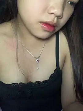 Snapshot of Cham-py chatting on June 2026 03:13:01 AM Cham-py online show from June 2026 03:13:01 AM