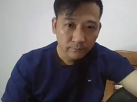 Snapshot of semir-xin chatting on May 2026 04:04:02 PM semir-xin online show from May 2026 04:04:02 PM