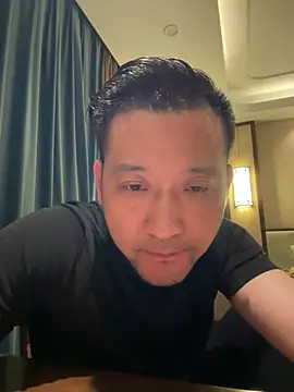 Snapshot of semir-xin chatting on May 2026 05:43:02 PM semir-xin online show from May 2026 05:43:02 PM