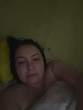 EmmaEmmy40 online show from May 2026 06:37:01 PM