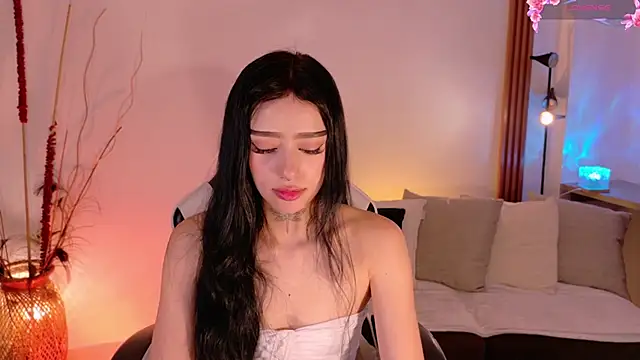 ludovikasallow online show from May 2026 03:50:02 PM