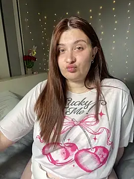 AureTease online show from June 2026 06:32:02 PM