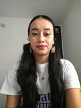 L0lita Emi12 online show from June 2026 07:26:01 PM