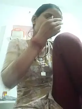 Snapshot of Student_garl_1 chatting on July 2026 01:01:01 AM Student garl 1 online show from July 2026 01:01:01 AM