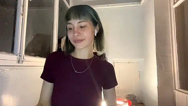 SuccubKira online show from May 2026 07:11:01 PM